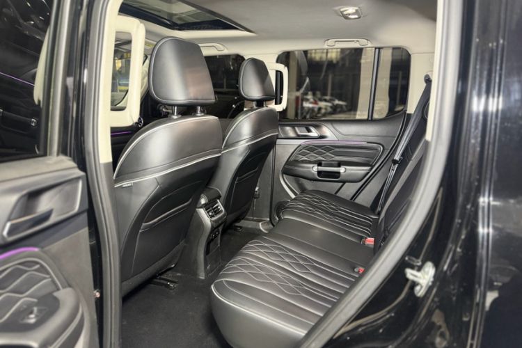 Used Tank 300 2021 Off-Road Edition 2.0T Challenger Interior 2