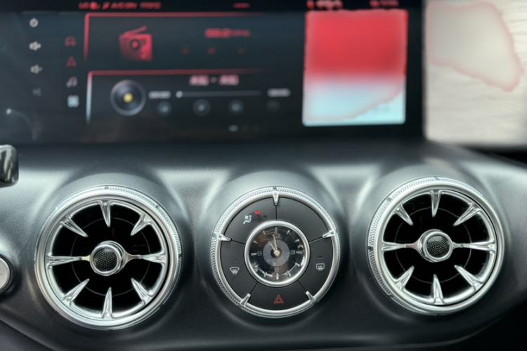 Used Tank 300 2021 City Edition 2.0T—Truly Stylish Interior 3