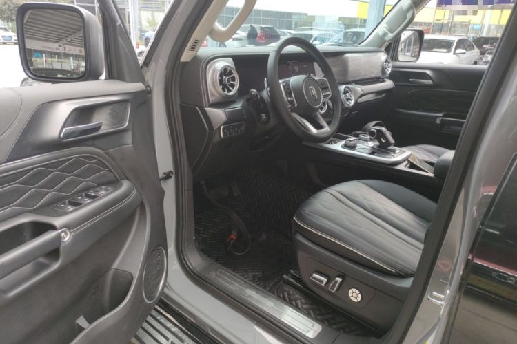 Used Tank 300 2021 Off-Road Edition 2.0T Challenger Interior 3
