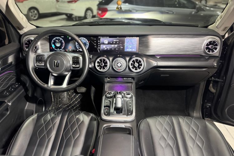 Used Tank 300 2021 Off-Road Edition 2.0T Challenger Interior 3