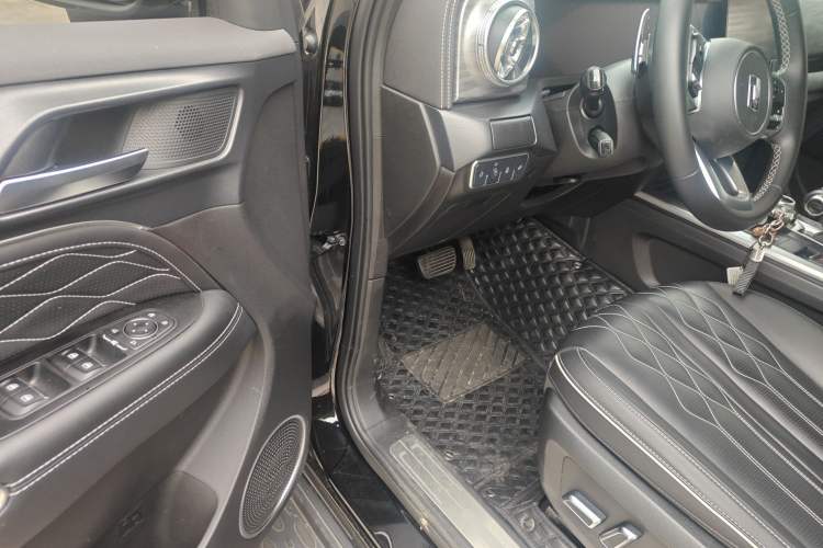 Used Tank 300 2021 City Edition 2.0T My Vision Model Interior 3