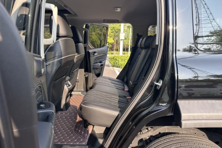 Used Tank 300 2021 Off-Road Edition 2.0T Challenger Interior 3