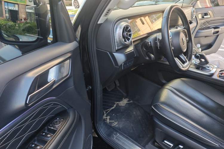Used Tank 300 2021 Off-Road Edition 2.0T Conqueror Interior 3