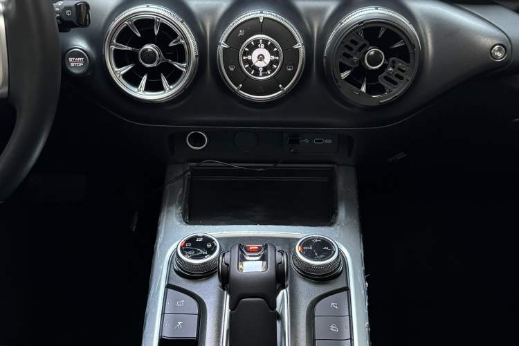 Used Tank 300 2021 Off-Road Edition 2.0T Conqueror Interior 3