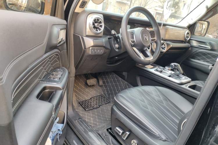 Used Tank 300 2021 Off-Road Edition 2.0T Challenger Interior 3