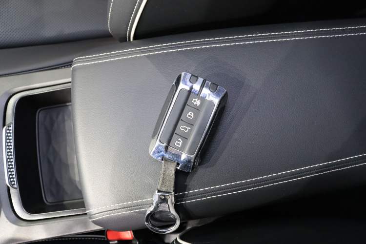 Used Tank 300 2021 City Edition 2.0T—Truly Stylish Interior 4