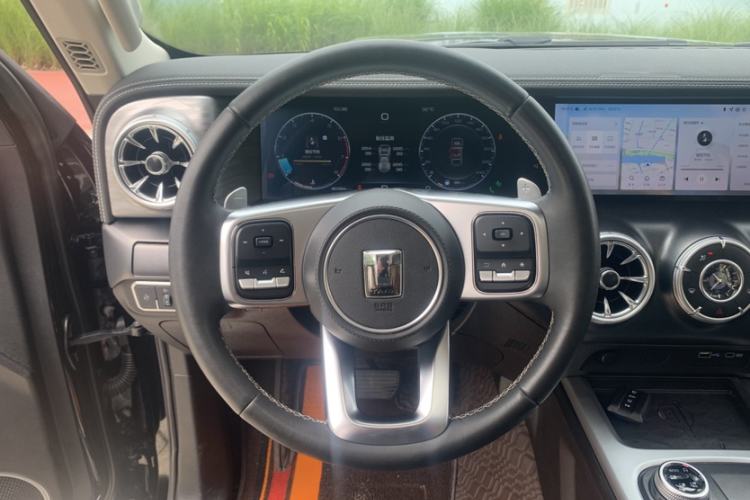 Used Tank 300 2021 City Edition 2.0T—Truly Stylish Interior 4