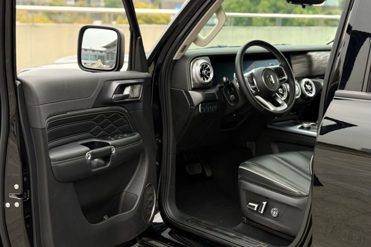 Used Tank 300 2021 Off-Road Edition 2.0T Conqueror Interior 5