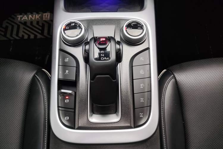 Used Tank 300 2021 Off-Road Edition 2.0T Conqueror Interior 6