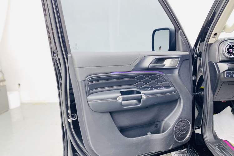 Used Tank 300 2021 Off-Road Edition 2.0T Conqueror Interior 6