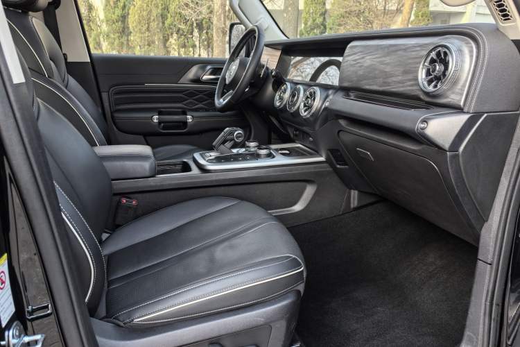 Used Tank 300 2021 City Edition 2.0T—Truly Stylish Interior 7