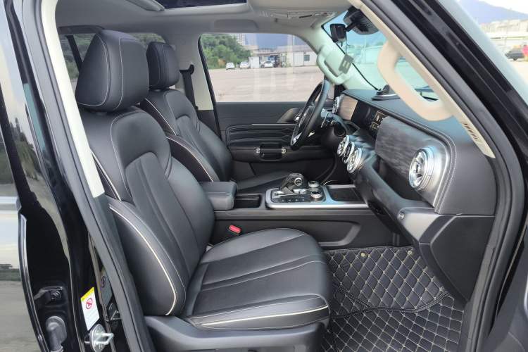 Used Tank 300 2021 Off-Road Edition 2.0T Conqueror Interior 8
