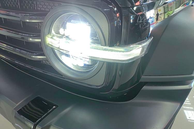 Used Tank 300 2021 Off-Road Edition 2.0T Challenger Left Front Headlight