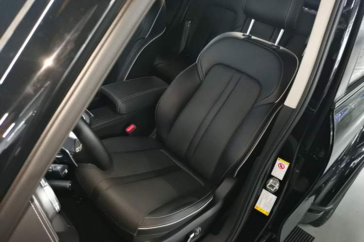 Used Tank 300 2021 City Edition 2.0T My Vision Model Left Front Seat