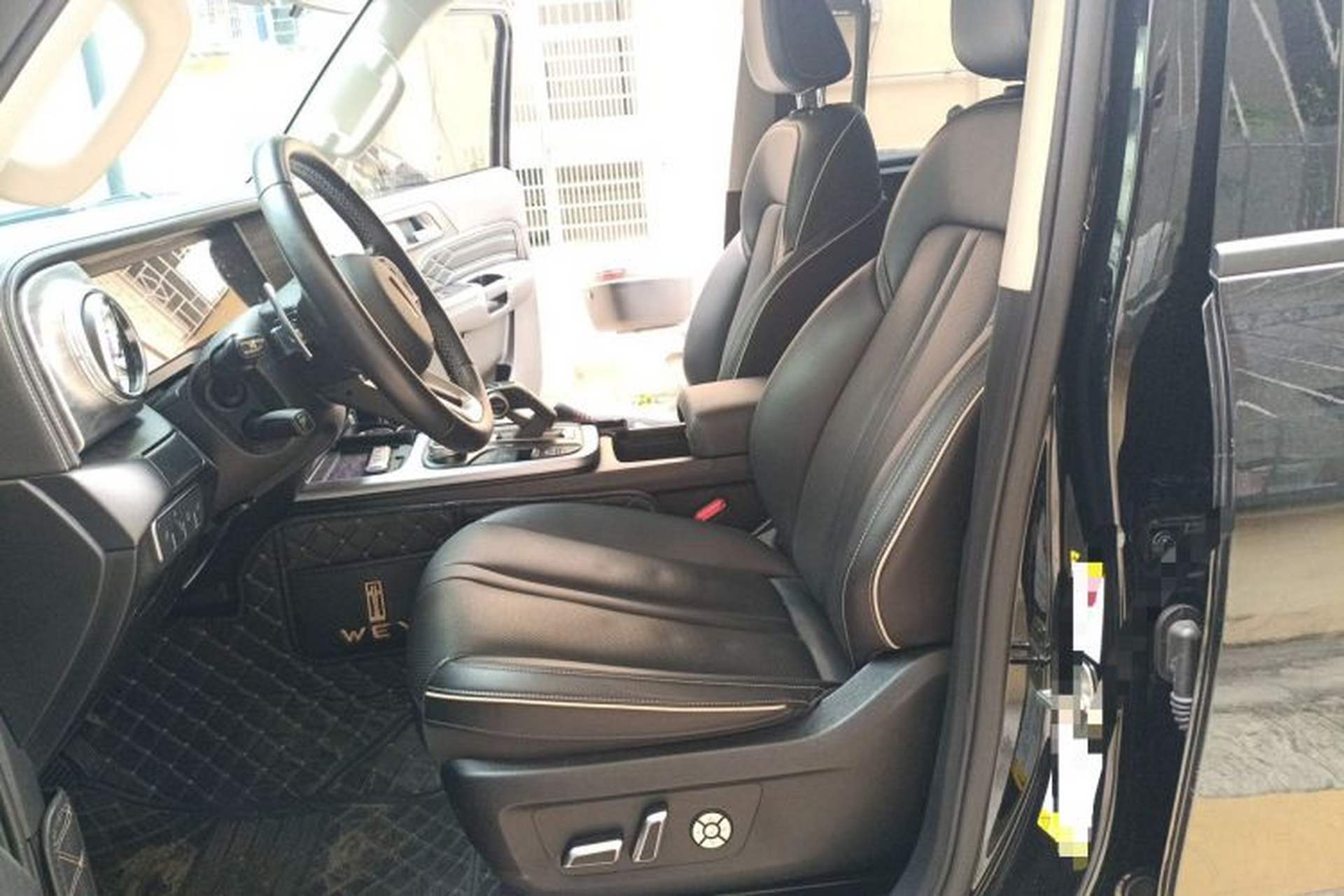 Used Tank 300 2021 Off-Road Edition 2.0T Conqueror Left Front Seat