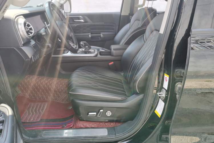 Used Tank 300 2021 Off-Road Edition 2.0T Challenger Left Front Seat