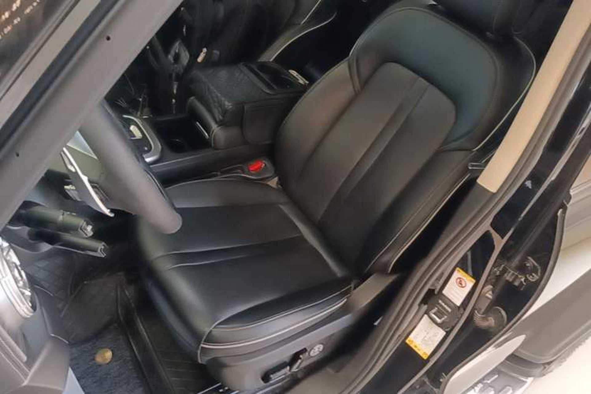 Used Tank 300 2021 Off-Road Edition 2.0T Conqueror Left Front Seat