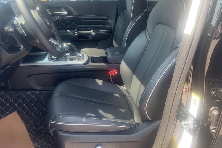 Used Tank 300 2021 Off-Road Edition 2.0T Conqueror Left Front Seat