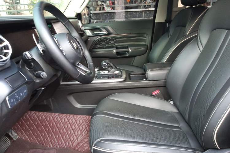 Used Tank 300 2021 Off-Road Edition 2.0T Conqueror Left Front Seat