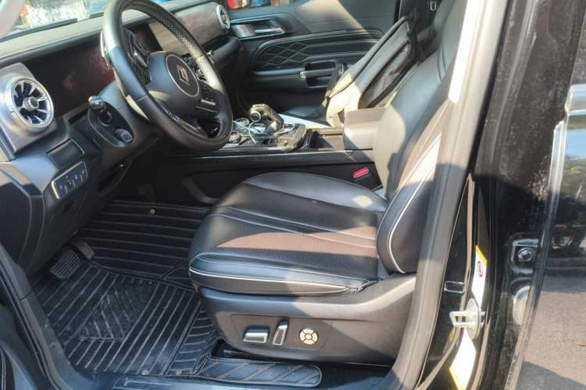 Used Tank 300 2021 Off-Road Edition 2.0T Conqueror Left Front Seat