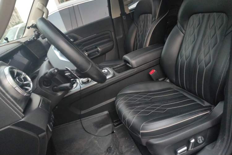 Used Tank 300 2021 Off-Road Edition 2.0T Challenger Left Front Seat