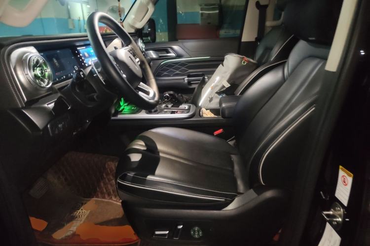 Used Tank 300 2021 Off-Road Edition 2.0T Conqueror Left Front Seat