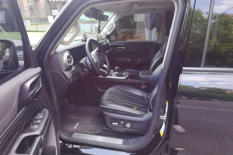 Used Tank 300 2021 Off-Road Edition 2.0T Challenger Left Front Seat