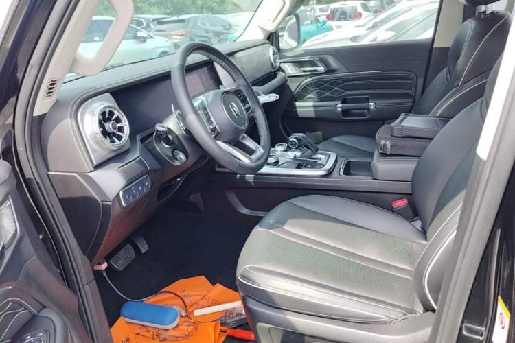 Used Tank 300 2021 Off-Road Edition 2.0T Conqueror Left Front Seat