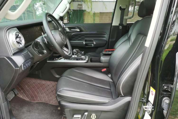 Used Tank 300 2021 Off-Road Edition 2.0T Conqueror Left Front Seat