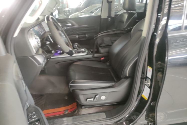 Used Tank 300 2021 Off-Road Edition 2.0T Conqueror Left Front Seat