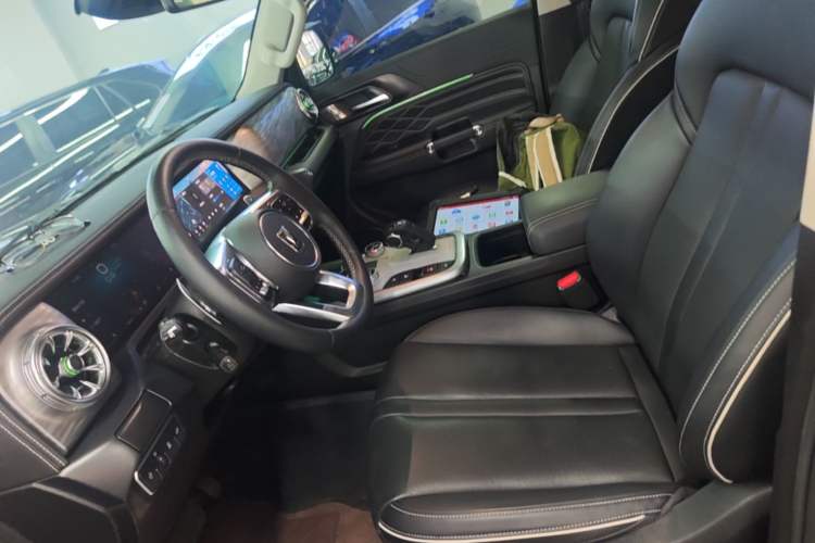 Used Tank 300 2021 City Edition 2.0T Essential Model Left Front Seat