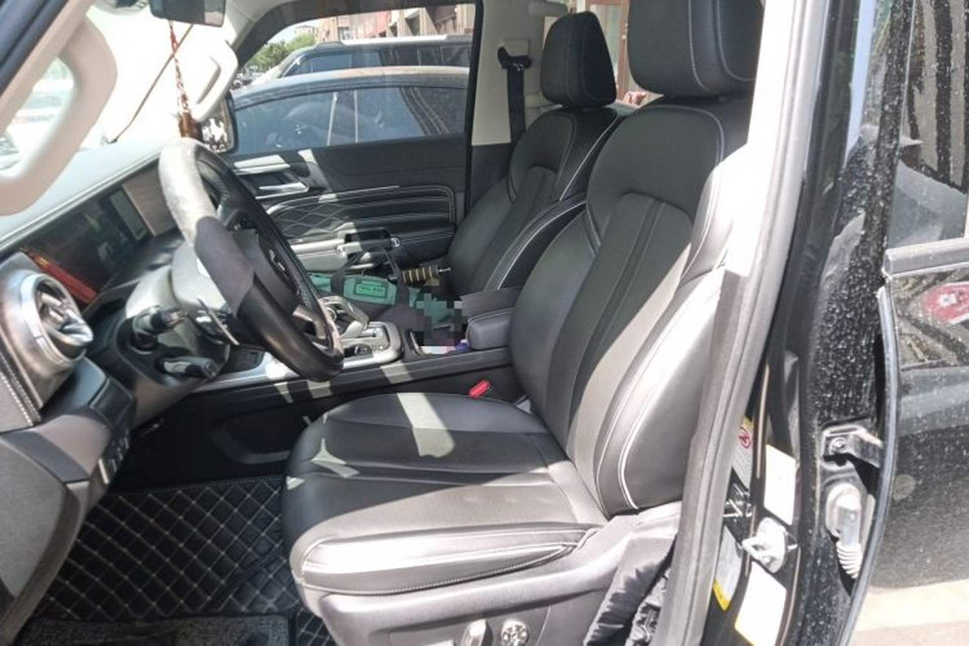 Used Tank 300 2021 City Edition 2.0T—Truly Stylish Left Front Seat