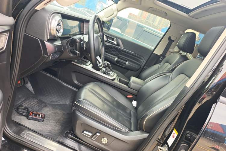 Used Tank 300 2021 Off-Road Edition 2.0T Conqueror Left Front Seat