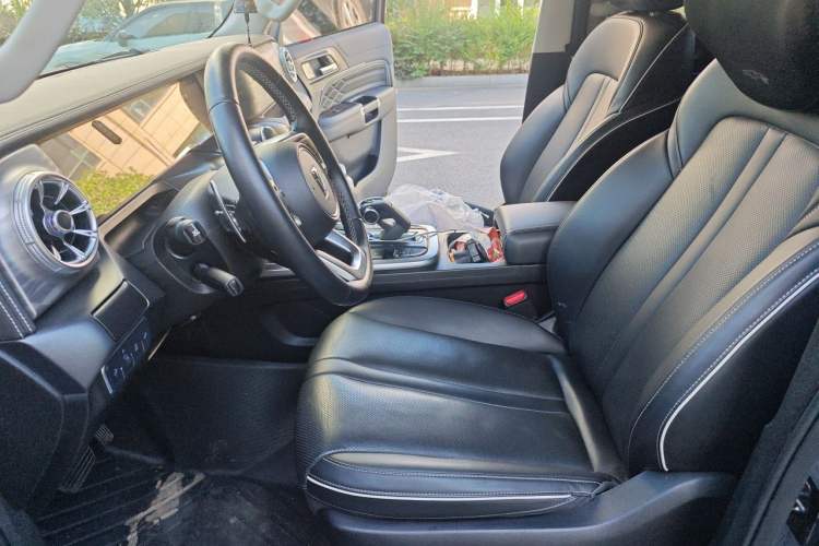 Used Tank 300 2021 Off-Road Edition 2.0T Conqueror Left Front Seat