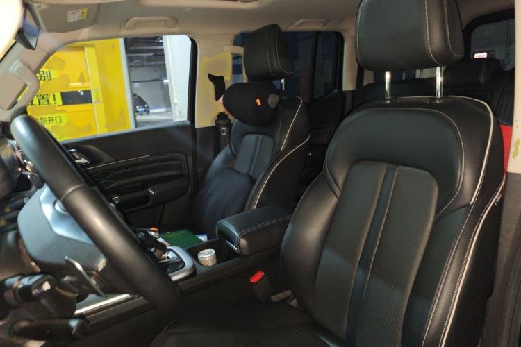 Used Tank 300 2021 City Edition 2.0T—Truly Stylish Left Front Seat
