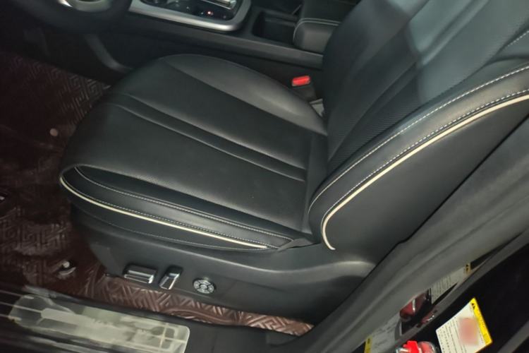Used Tank 300 2021 Off-Road Edition 2.0T Conqueror Left Front Seat
