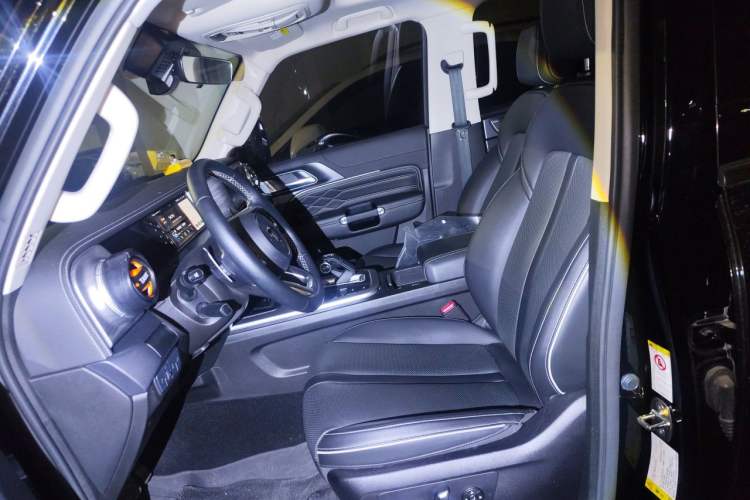 Used Tank 300 2021 Off-Road Edition 2.0T Conqueror Left Front Seat