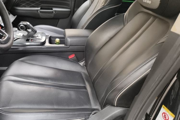 Used Tank 300 2021 Off-Road Edition 2.0T Conqueror Left Front Seat