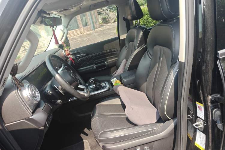 Used Tank 300 2021 Off-Road Edition 2.0T Conqueror Left Front Seat