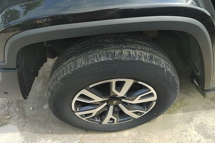 Used Tank 300 2021 City Edition 2.0T—Truly Stylish Left Front Wheel Hub