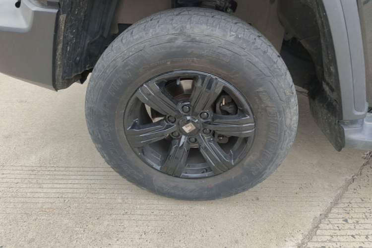 Used Tank 300 2021 Off-Road Edition 2.0T Challenger Left Front Wheel Hub