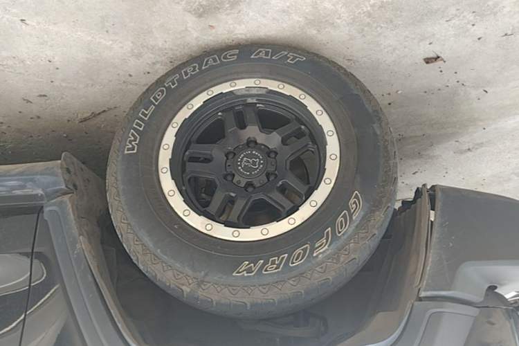 Used Tank 300 2021 Off-Road Edition 2.0T Challenger Left Front Wheel Hub