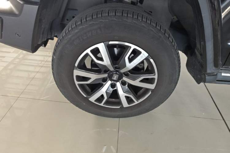 Used Tank 300 2021 City Edition 2.0T—Truly Stylish Left Front Wheel Hub