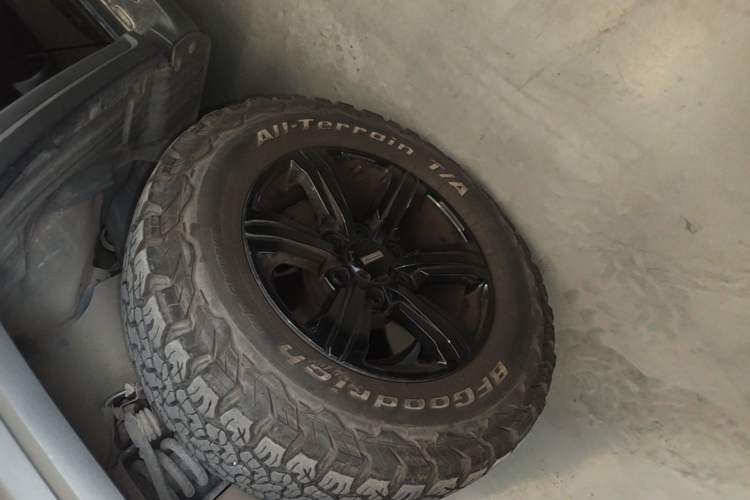 Used Tank 300 2021 Off-Road Edition 2.0T Conqueror Left Front Wheel Hub