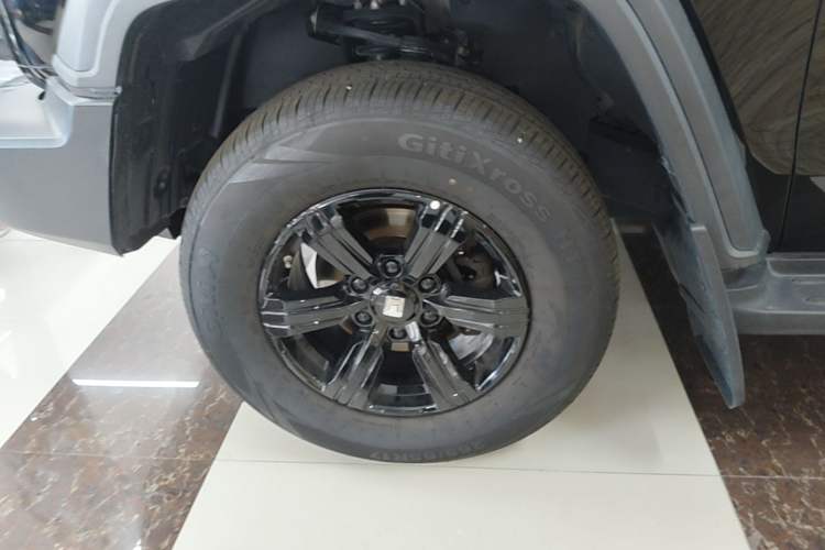 Used Tank 300 2021 Off-Road Edition 2.0T Conqueror Left Front Wheel Hub