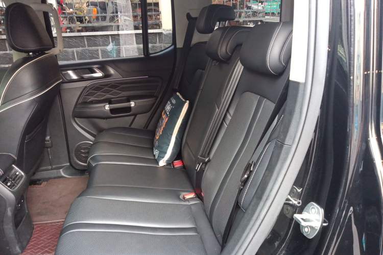 Used Tank 300 2021 Off-Road Edition 2.0T Conqueror Left Rear Seat