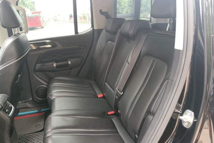 Used Tank 300 2021 Off-Road Edition 2.0T Conqueror Left Rear Seat
