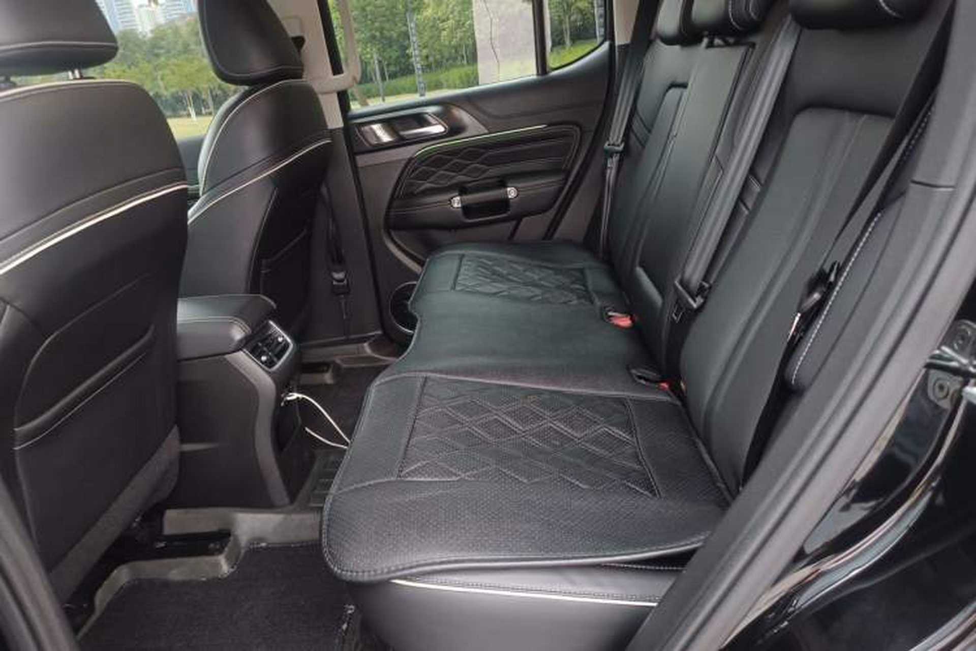 Used Tank 300 2021 City Edition 2.0T—Truly Stylish Left Rear Seat