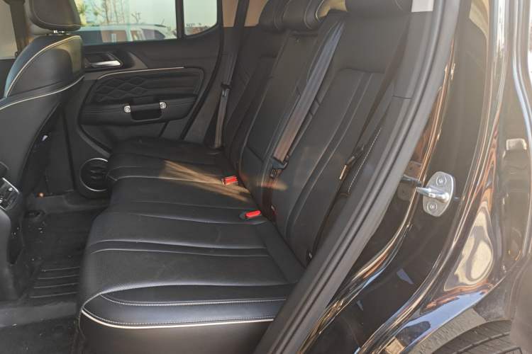 Used Tank 300 2021 Off-Road Edition 2.0T Conqueror Left Rear Seat