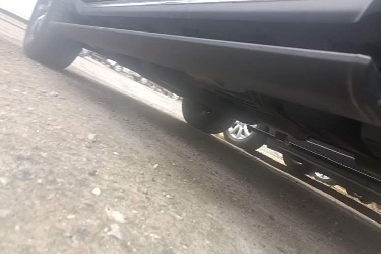 Used Tank 300 2021 City Edition 2.0T—Truly Stylish Left Side Sill